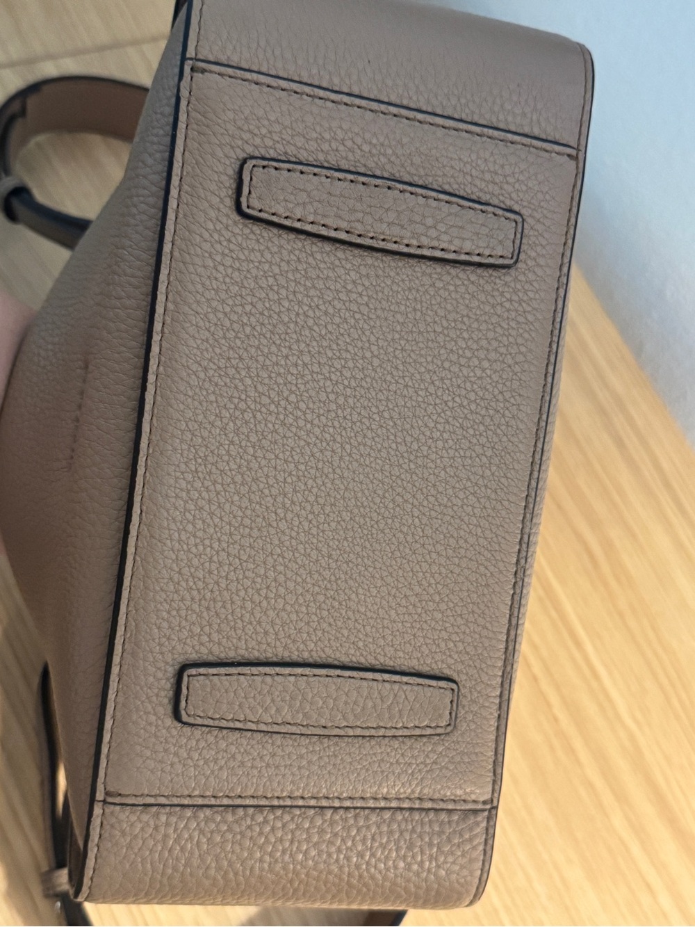 The Horse Clementine — Taupe Pebbled Leather Shoulder Bag - Picture 5 of 11